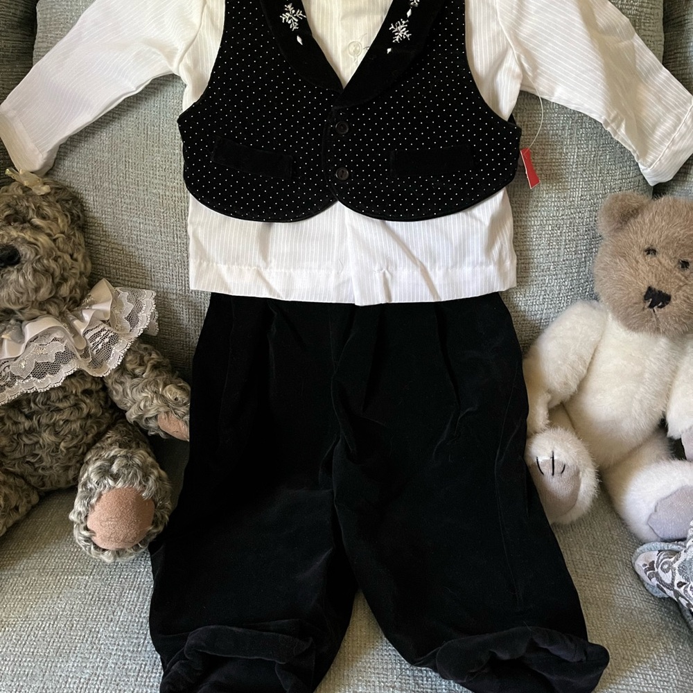 NWT! Black and White Formal Baby Outfit